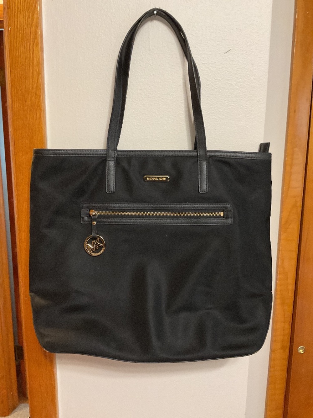 Black Michael Kors bag